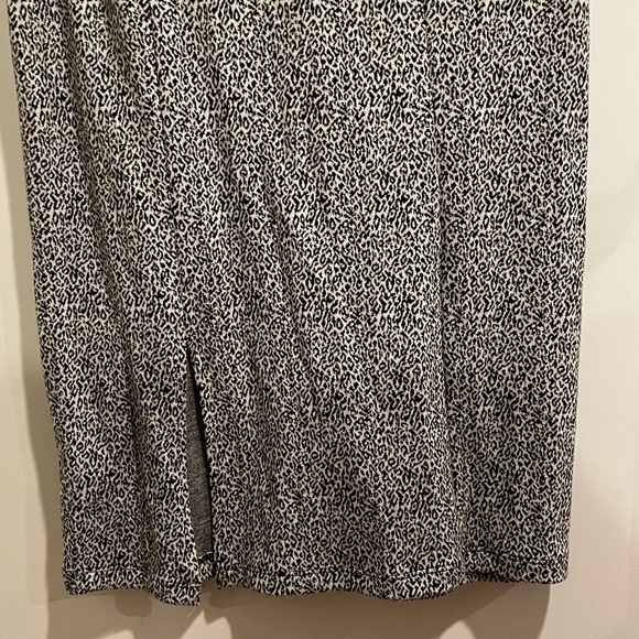 NWT LOFT Leopard Jacquard Midi Dress with slit Size 10 Petite Black White - Picture 11 of 15